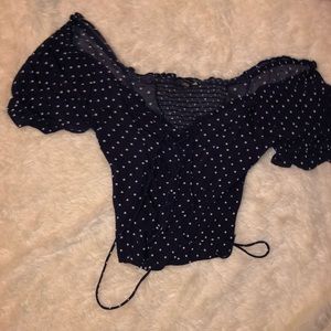 Cropped dotted shirt